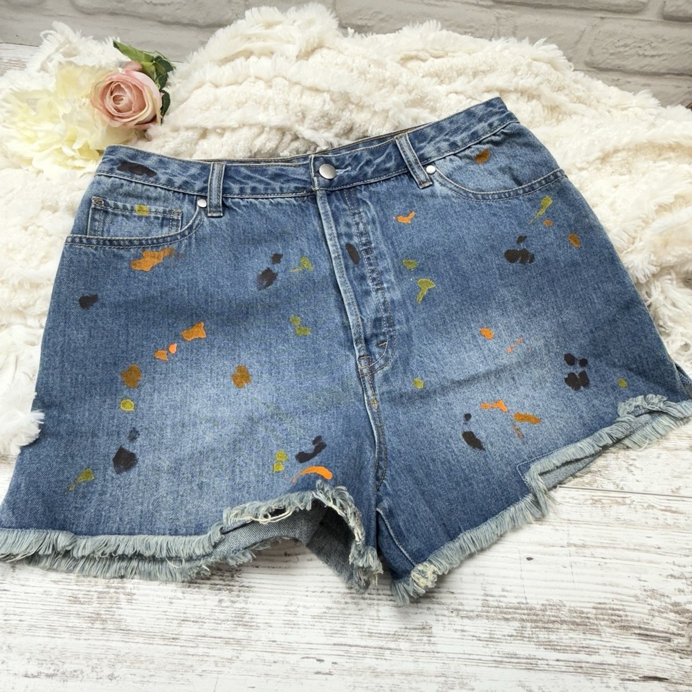 Hippie Bohemian Denim Jean Shorts Paint Splatter Raw Hem Fringe Sz L  Mom Jeans